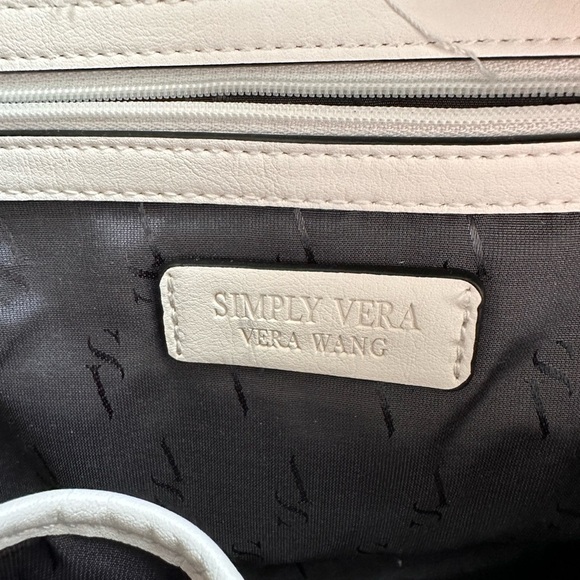 Simply Vera Vera Wang White Leather Mini Backpack Purse Bag - Picture 8 of 9